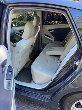 2010 Toyota Prius IV