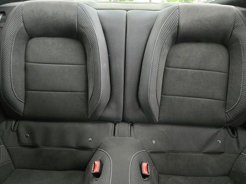 2017 Ford Shelby GT350 Base