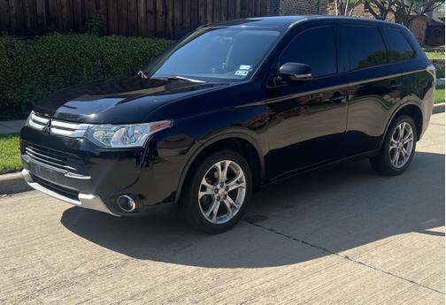 2015 Mitsubishi Outlander SE