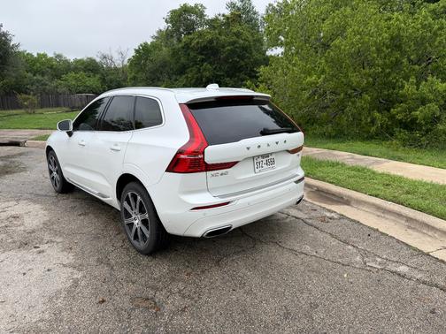 White 2021 Volvo XC60 T5 Inscription