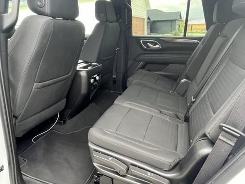 2022 GMC Yukon SLE