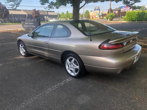 Beige 1999 Dodge Avenger ES