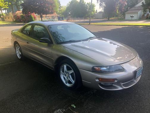 Beige 1999 Dodge Avenger ES