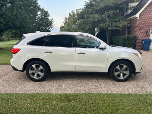 White 2016 Acura MDX SH-AWD