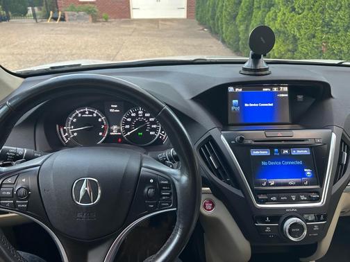 White 2016 Acura MDX SH-AWD