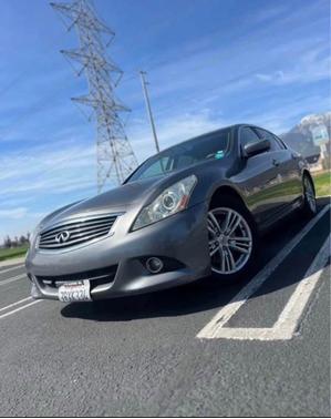 Gray 2010 INFINITI G37 Base