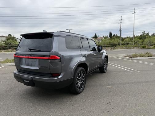 Gray 2025 Lexus GX 550 Luxury+