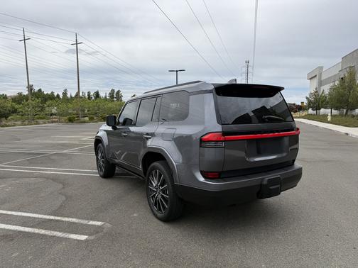 Gray 2025 Lexus GX 550 Luxury+