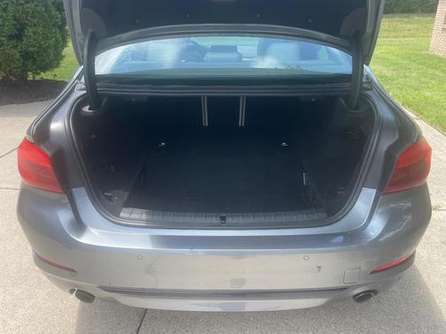 Gray 2018 BMW 530e xDrive iPerformance