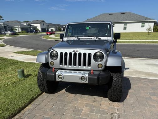 Silver 2013 Jeep Wrangler Unlimited Sahara