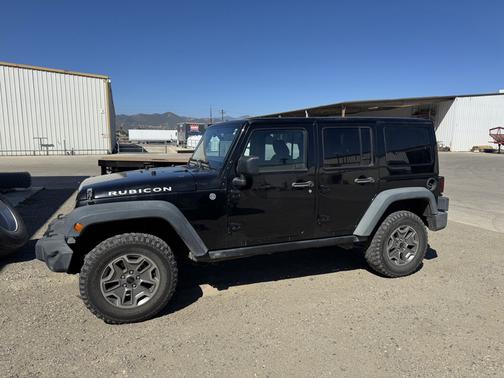 Black 2014 Jeep Wrangler Unlimited Rubicon