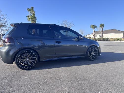 2012 Volkswagen Golf R 2-Door