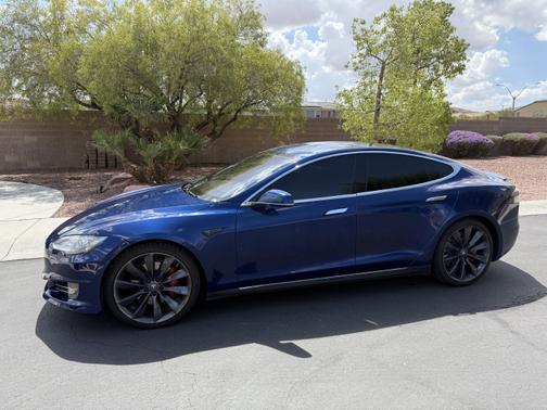 2015 Tesla Model S P90D