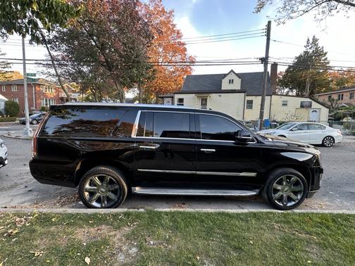 Black 2016 Cadillac Escalade ESV Luxury