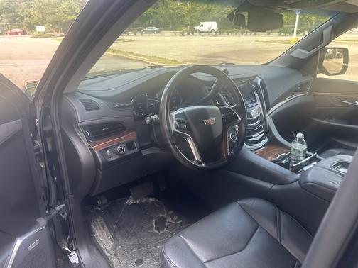 Black 2016 Cadillac Escalade ESV Luxury