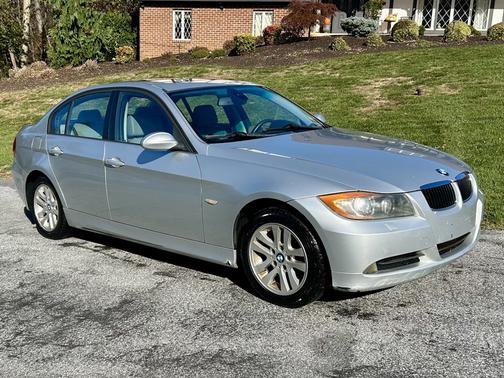 2006 BMW 325 xi