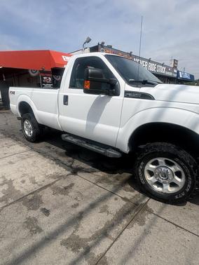 White 2016 Ford F-350 XL