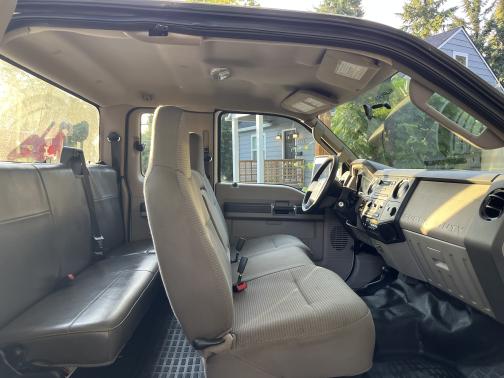 2010 Ford F-250 XL Super Duty SuperCab