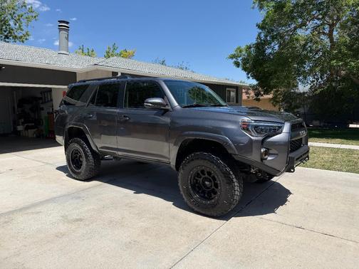 Gray 2016 Toyota 4Runner Trail Premium