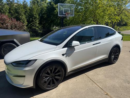 White 2023 Tesla Model X Base