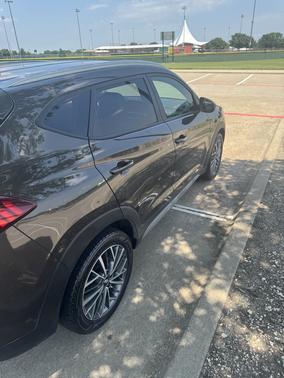 2020 Hyundai TUCSON SEL