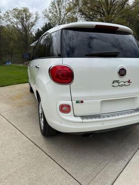 White 2014 FIAT 500L Easy