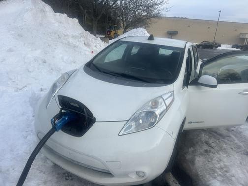 2014 Nissan Leaf SV