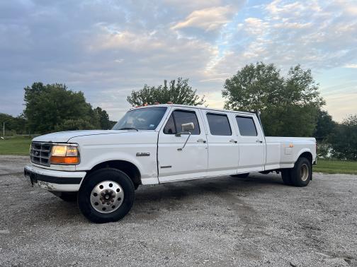 1996 Ford F-350 XL Crew Cab DRW
