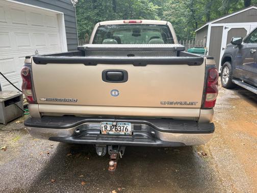 2004 Chevrolet Silverado 1500 LS Extended Cab