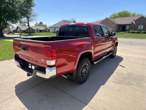 2017 Toyota Tacoma SR5