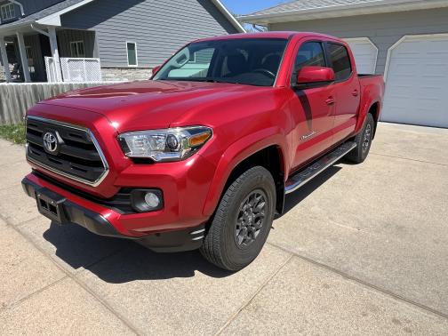 2017 Toyota Tacoma SR5