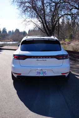 White 2021 Porsche Macan Macan Turbo