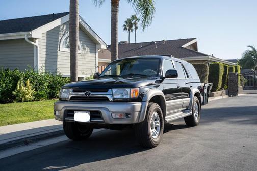 Black 2002 Toyota 4Runner Limited