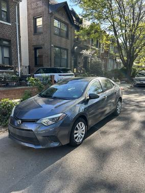 Gray 2016 Toyota Corolla LE