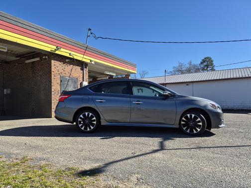 2019 Nissan Sentra SR