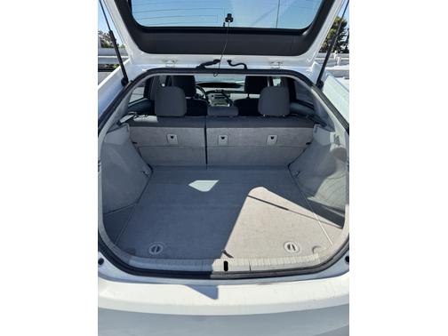 2011 Toyota Prius III