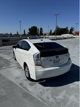 2011 Toyota Prius III