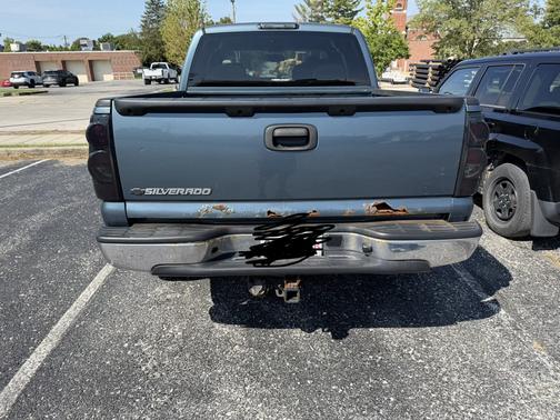 Silver 2007 Chevrolet Silverado 1500 LT1 Extended Cab Classic