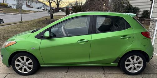 2013 Mazda Mazda2 Touring