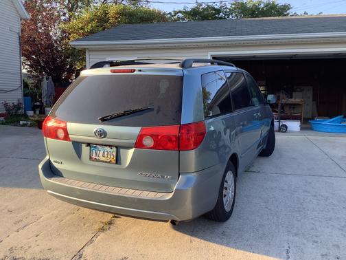 2007 Toyota Sienna LE
