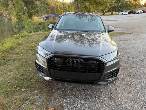 Gray 2024 Audi Q7 55 Premium Plus