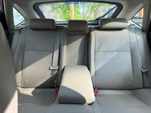 Red 2008 Toyota Prius Base