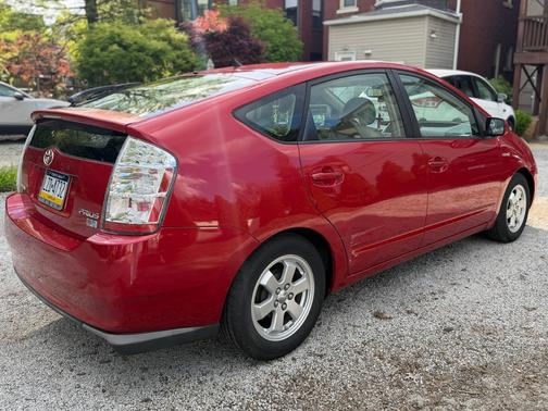 Red 2008 Toyota Prius Base