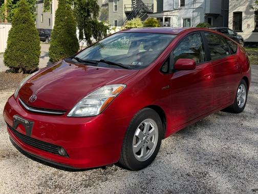 Red 2008 Toyota Prius Base