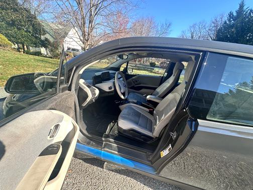 2015 BMW i3 Base w/Range Extender