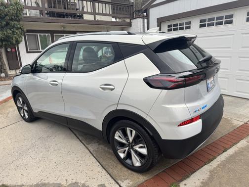 2022 Chevrolet Bolt EUV LT