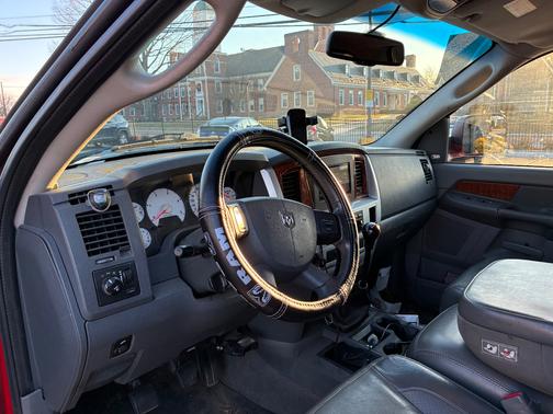 2006 Dodge Ram 3500 Laramie Mega Cab