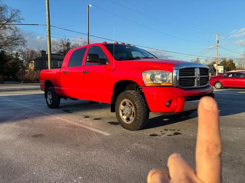 2006 Dodge Ram 3500 Laramie Mega Cab