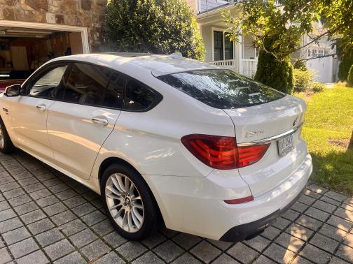 2012 BMW 550 Gran Turismo i xDrive