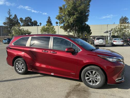 Red 2021 Toyota Sienna XLE